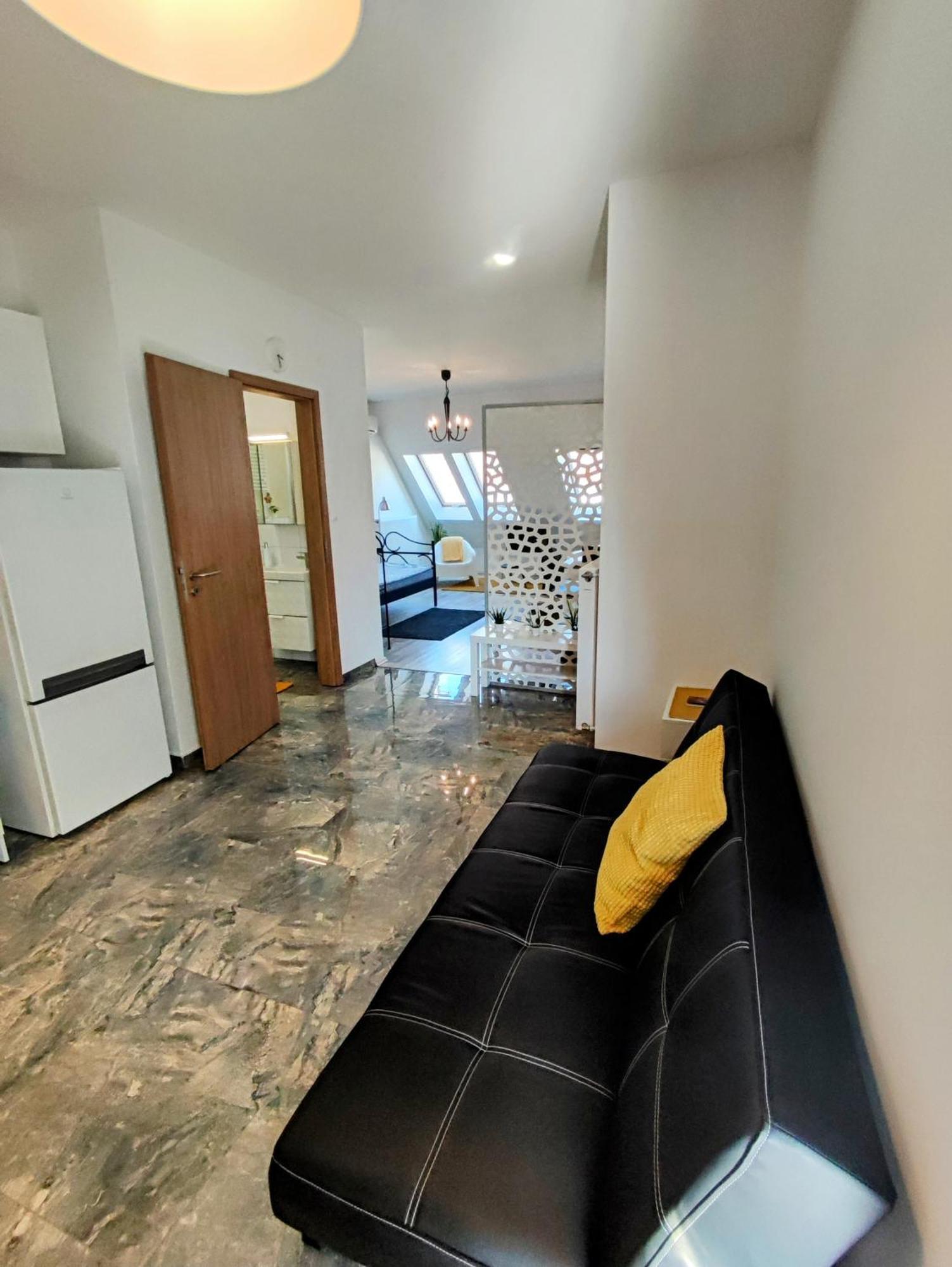 Ryb Lofts Budapest Bagian luar foto